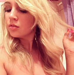 mandyyxox21