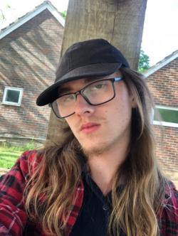 lonelydanc31210