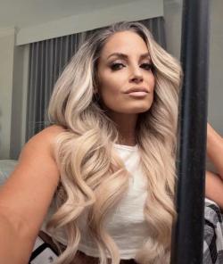 foto de trishstratusreal