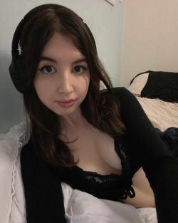 tinatiha picture